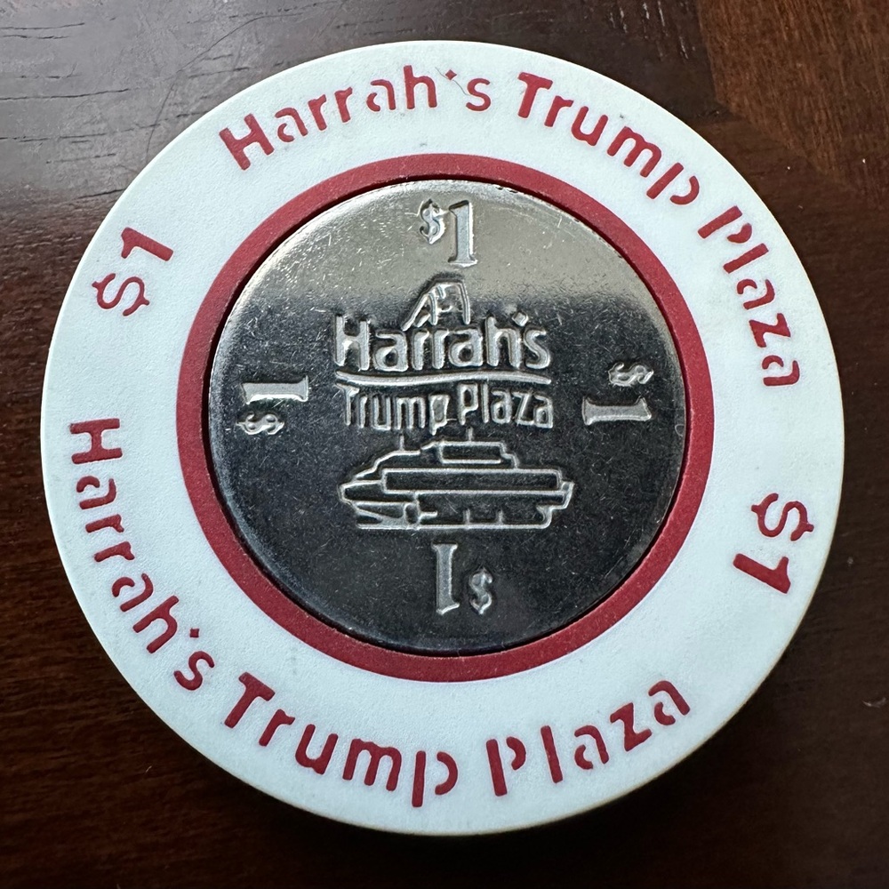 HARRAHS TRUMP PLAZA CHIP..